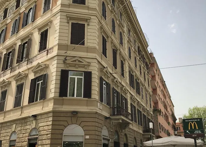 207 Inn Roma